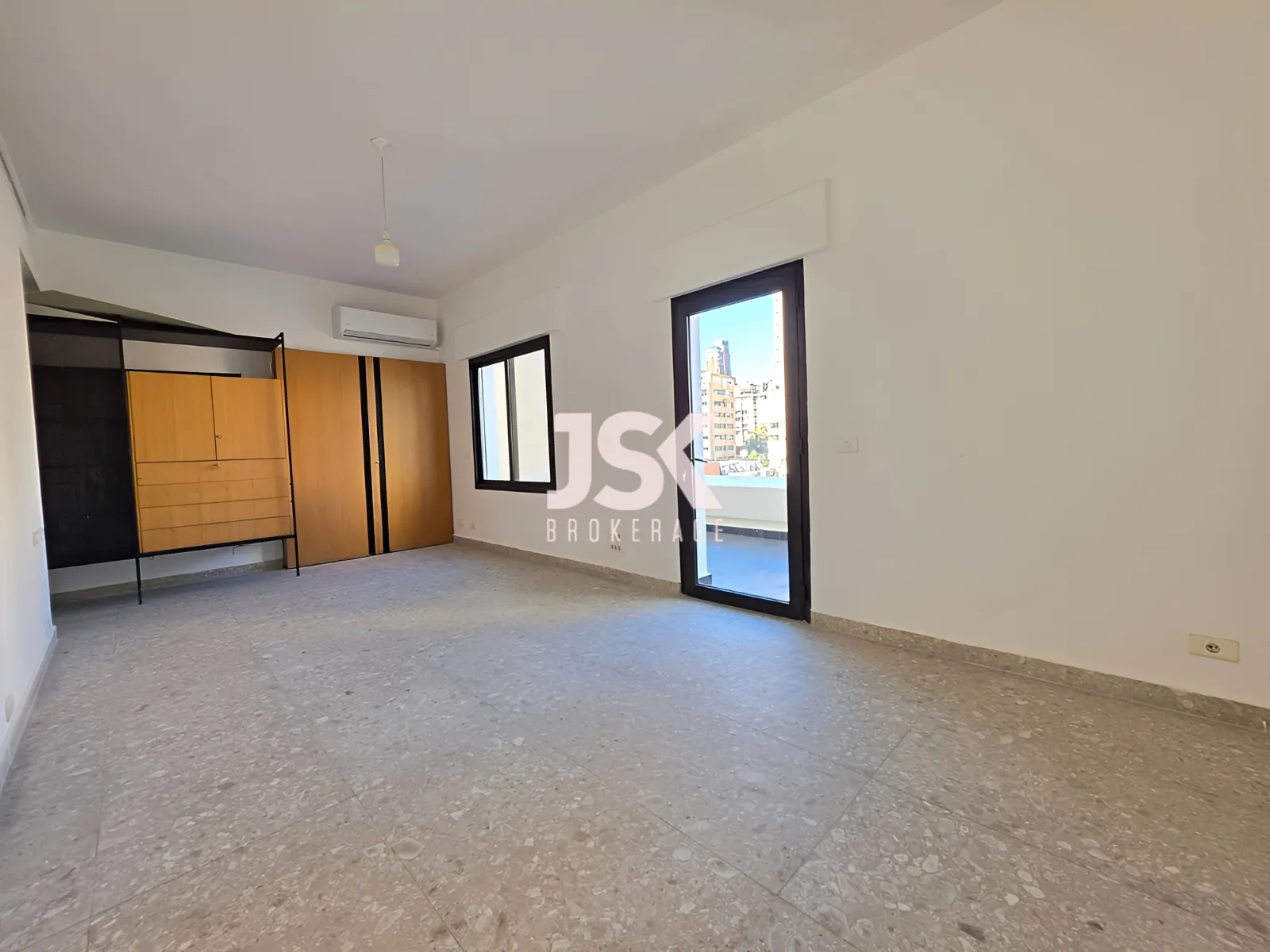 Apartment for Rent in Ras