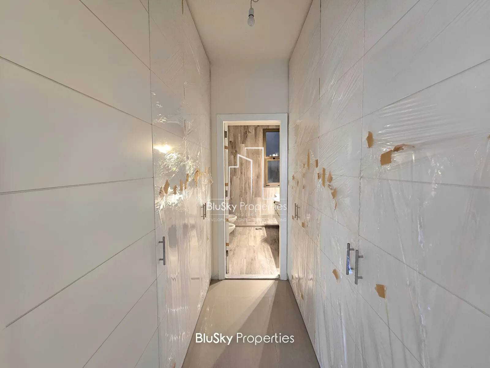 Apartment for Sale in Jouret El Ballout