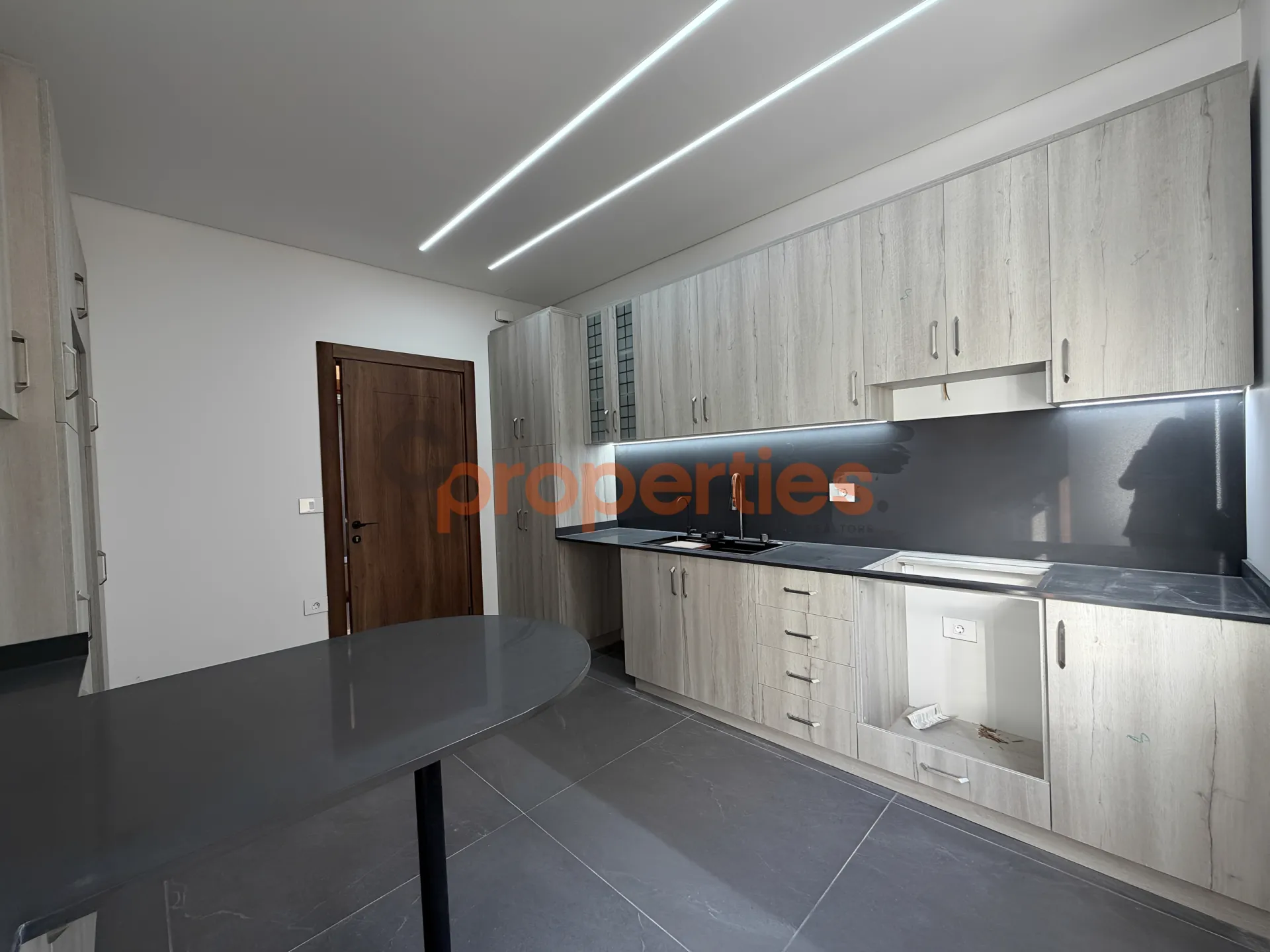 Apartment for Sale in Mtaileb