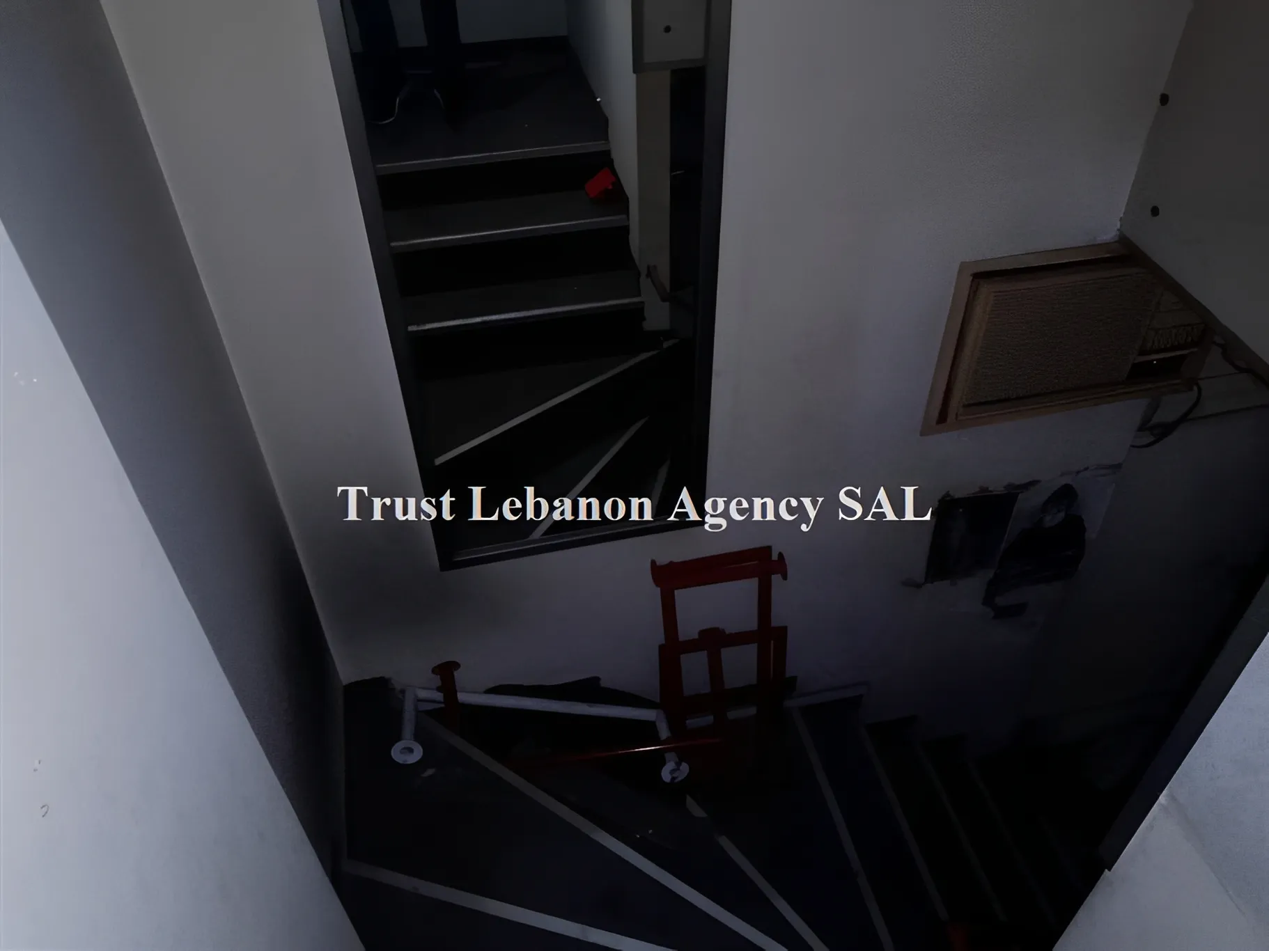 Shop for sale in Metn, Sid El Bauchrieh