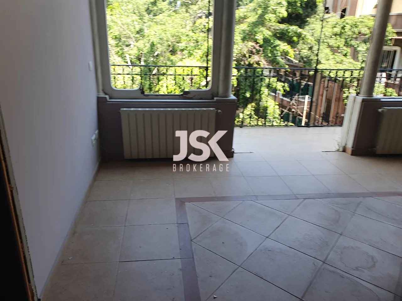 Building for Sale in Achrafieh