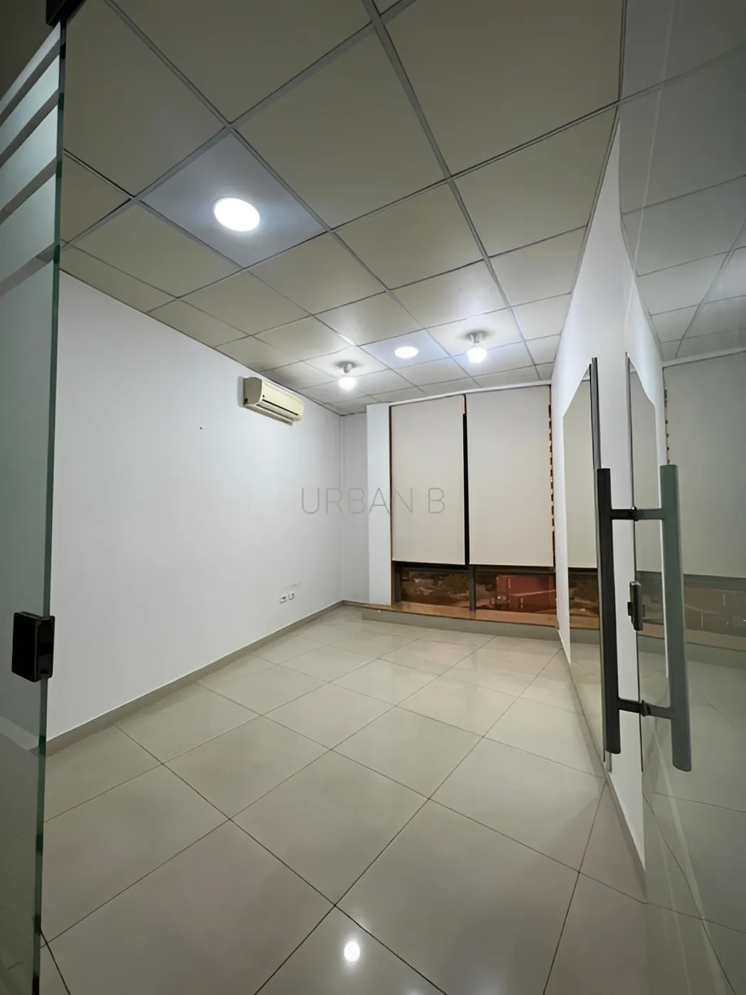 Office for rent in Dekwaneh, Lebanon