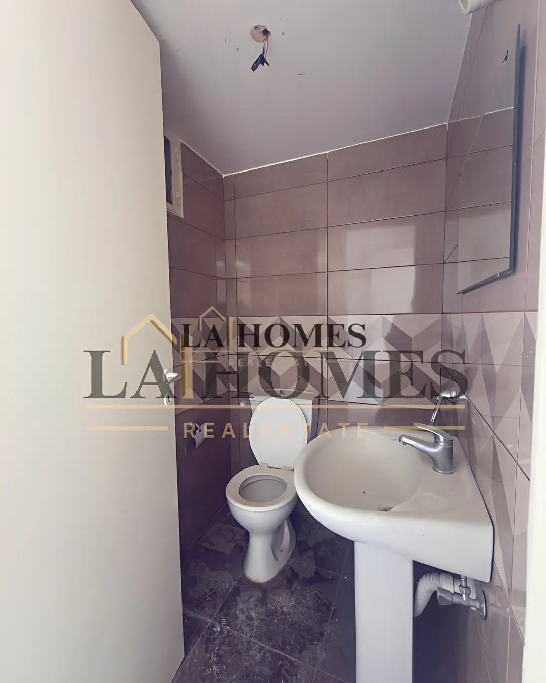 Apartment for rent in Achrafieh, beirut, lebanon - 3 bed, 2.0 bath