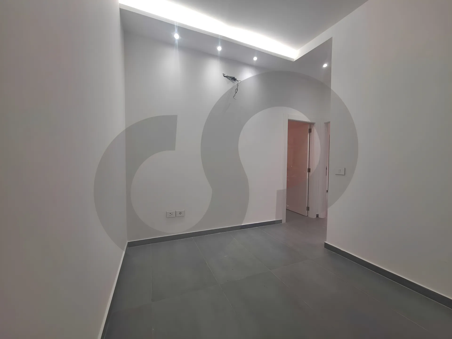 Building for Rent in Jdeideh