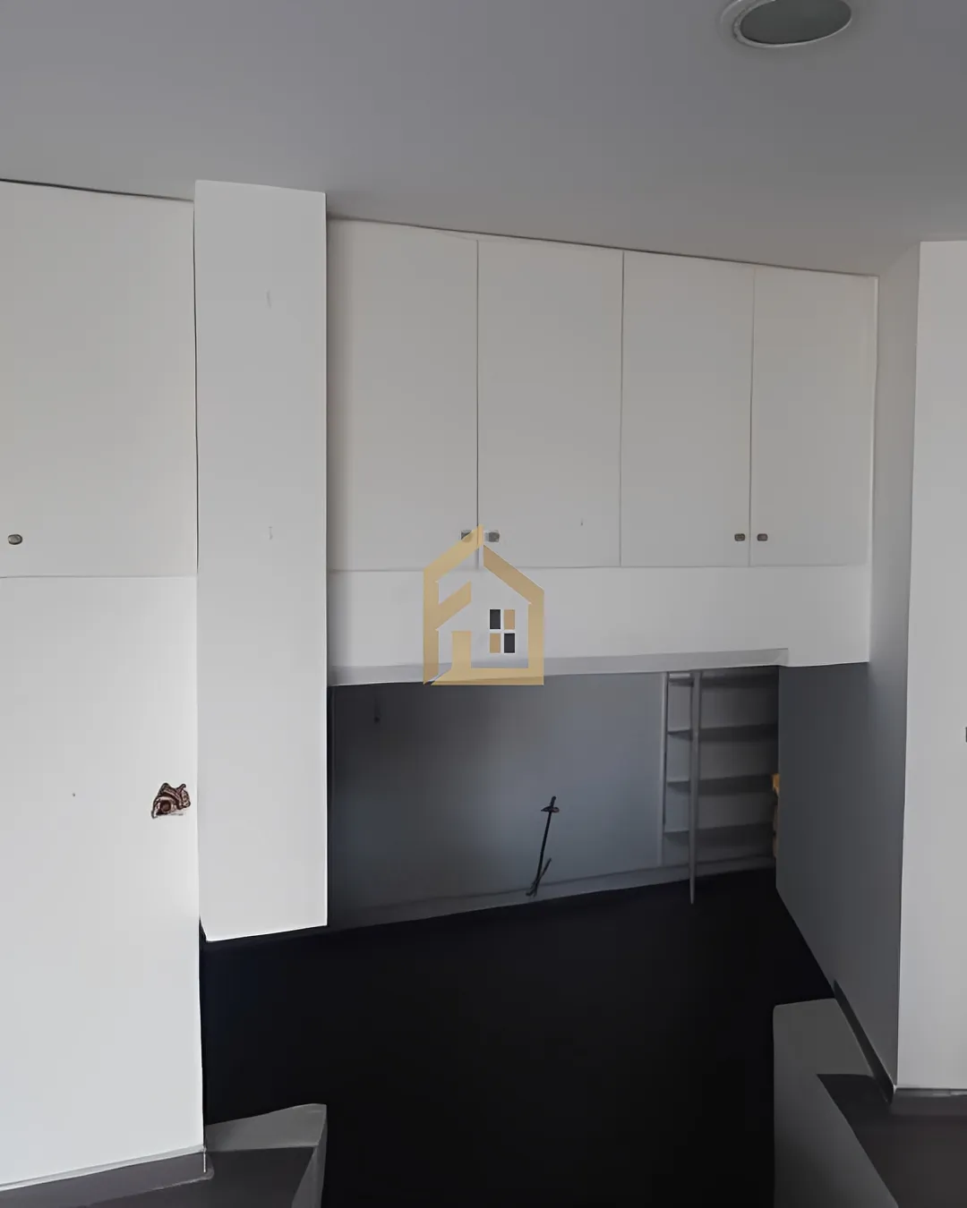 Shop for rent in Zouk Mikael, Lebanon