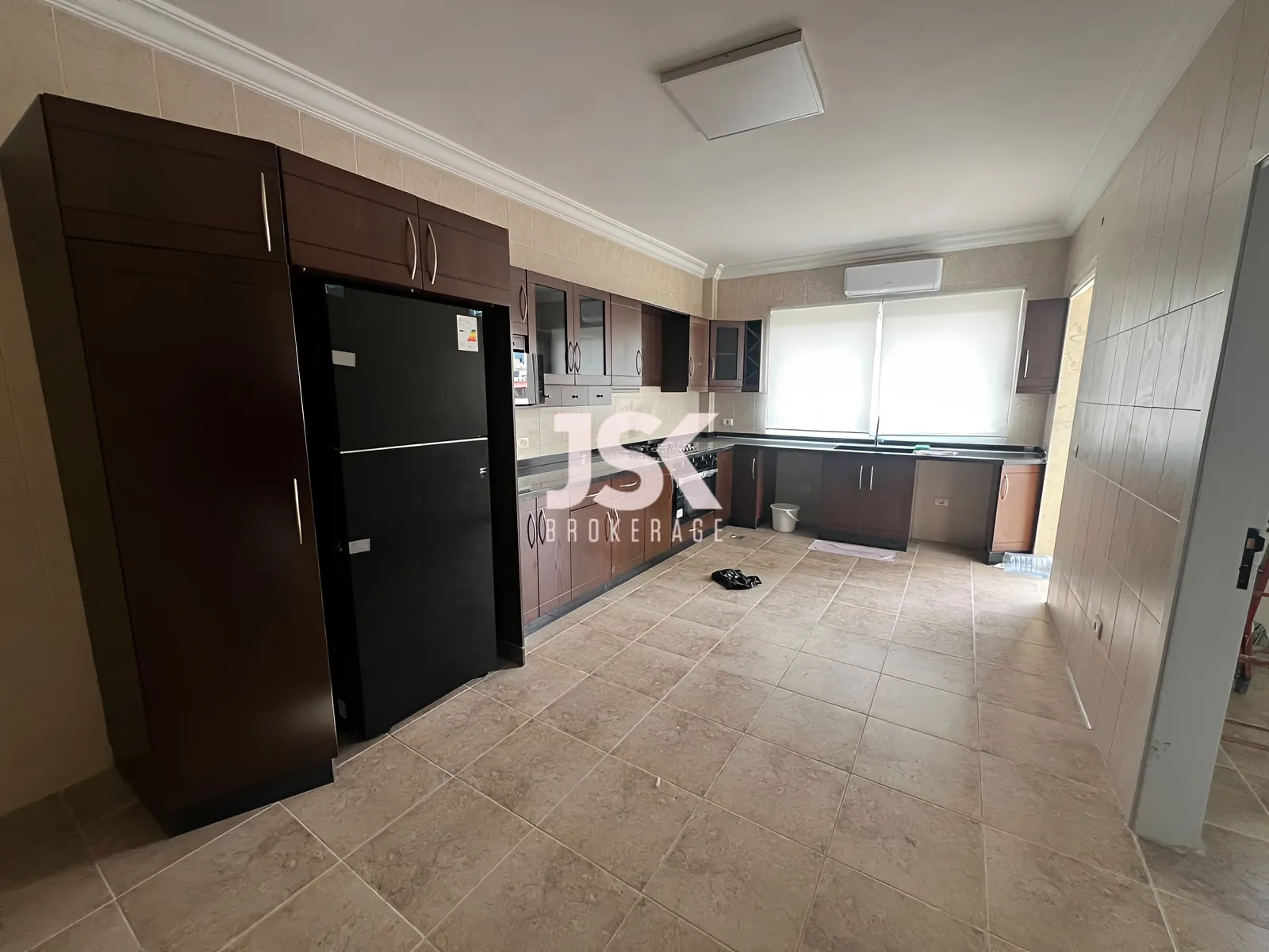 Apartment for Sale in Forn El Chebbak