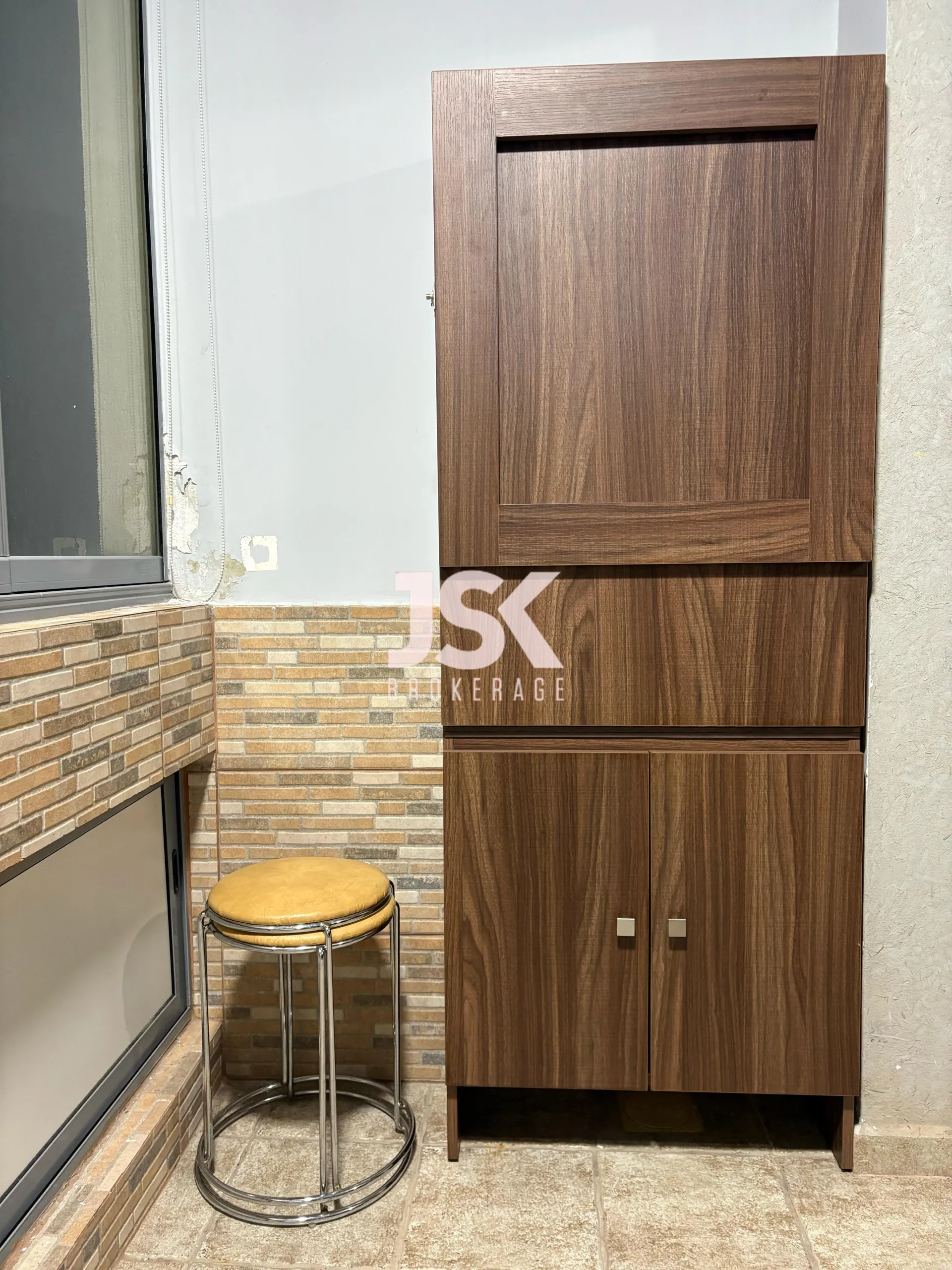 Apartment for Rent in Aamchit