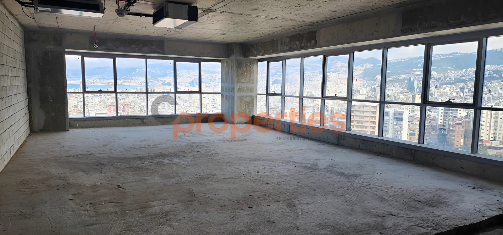 Office for Sale in Achrafieh
