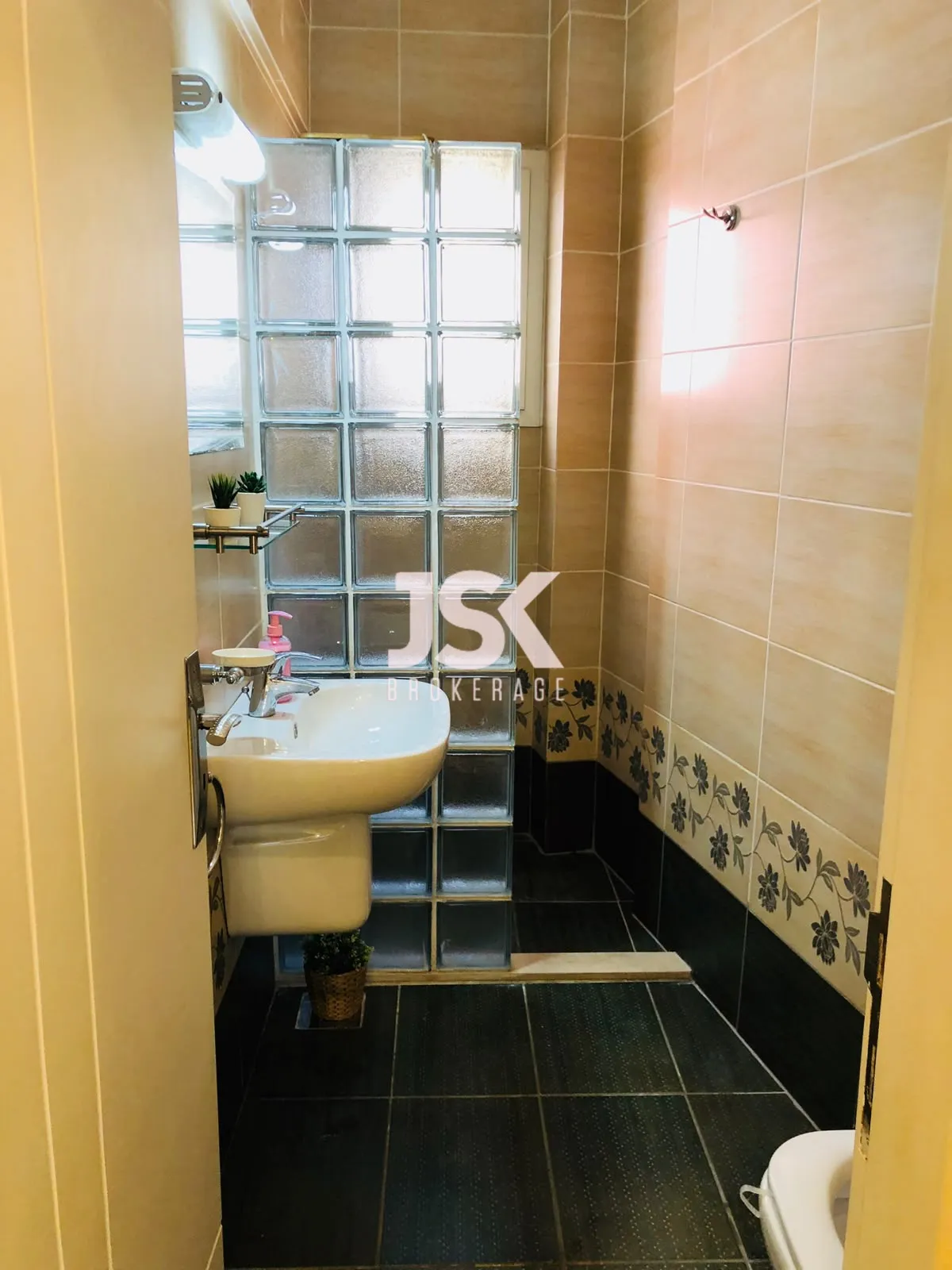 Apartment for Sale in Achrafieh