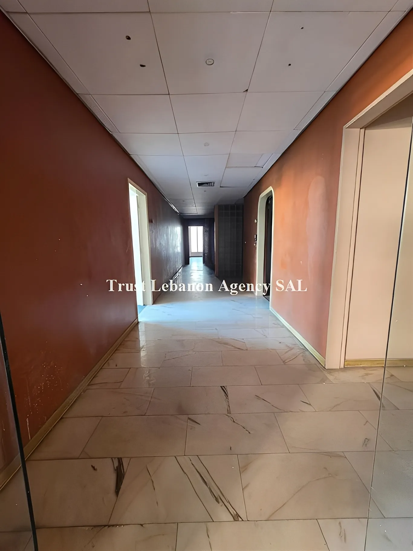 Office for rent in Metn, Horsh Tabet