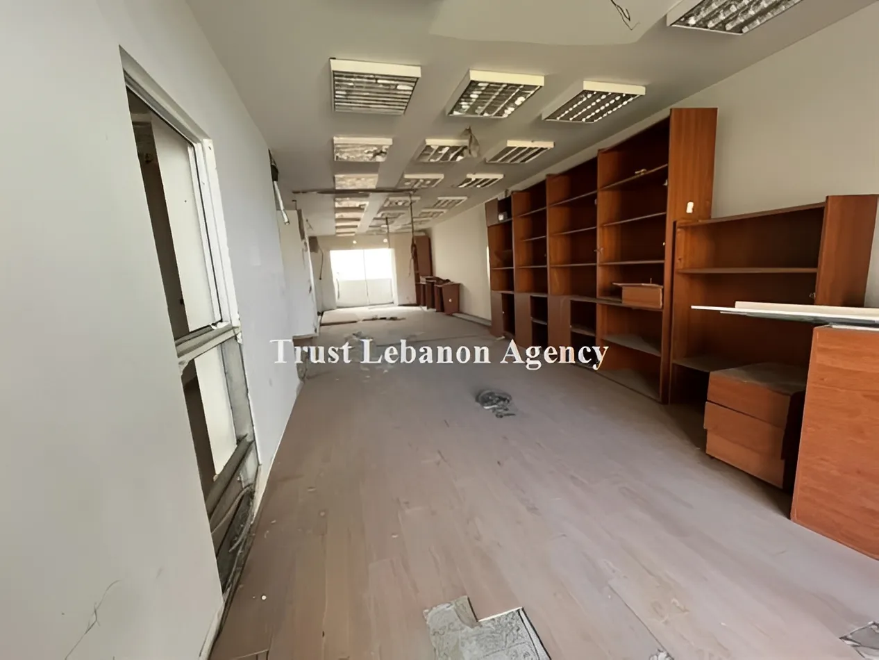 Office for rent in Achrafieh, Mar Michael