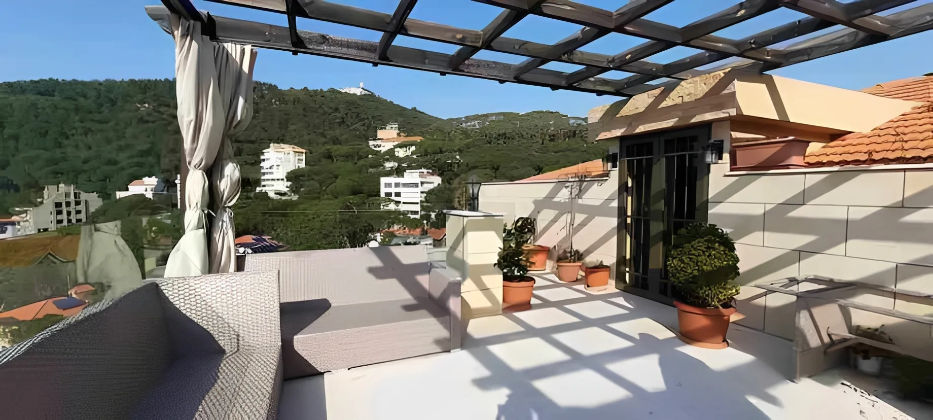 Apartment for Sale in Mar Chaaya, Lebanon - 4 bed, 4 bath