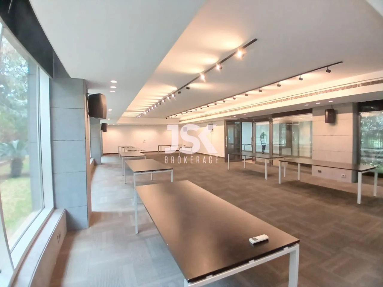 Office for Rent in Horch Tabet