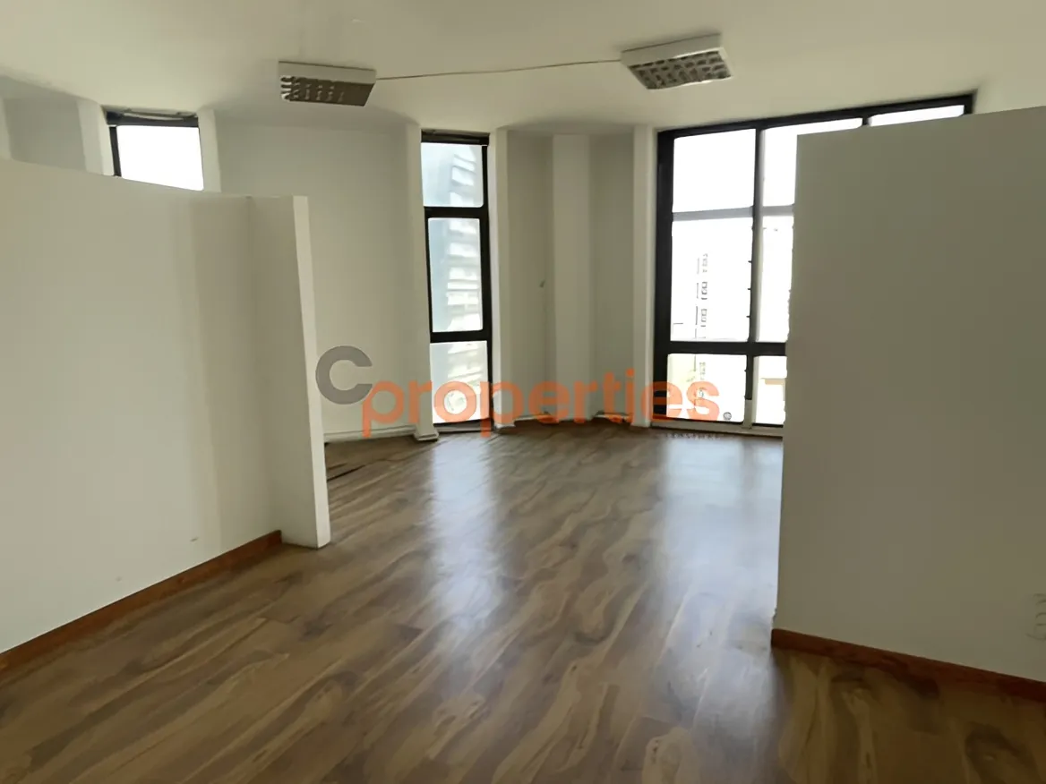 Office for Rent in Dekwaneh