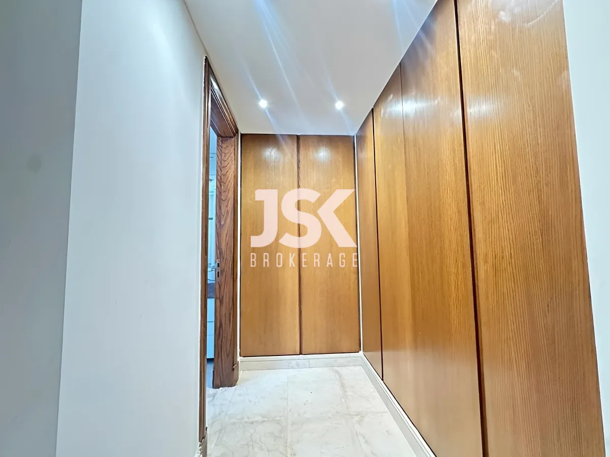 Apartment for Sale in Ain Al Mraiseh, Beirut, Lebanon