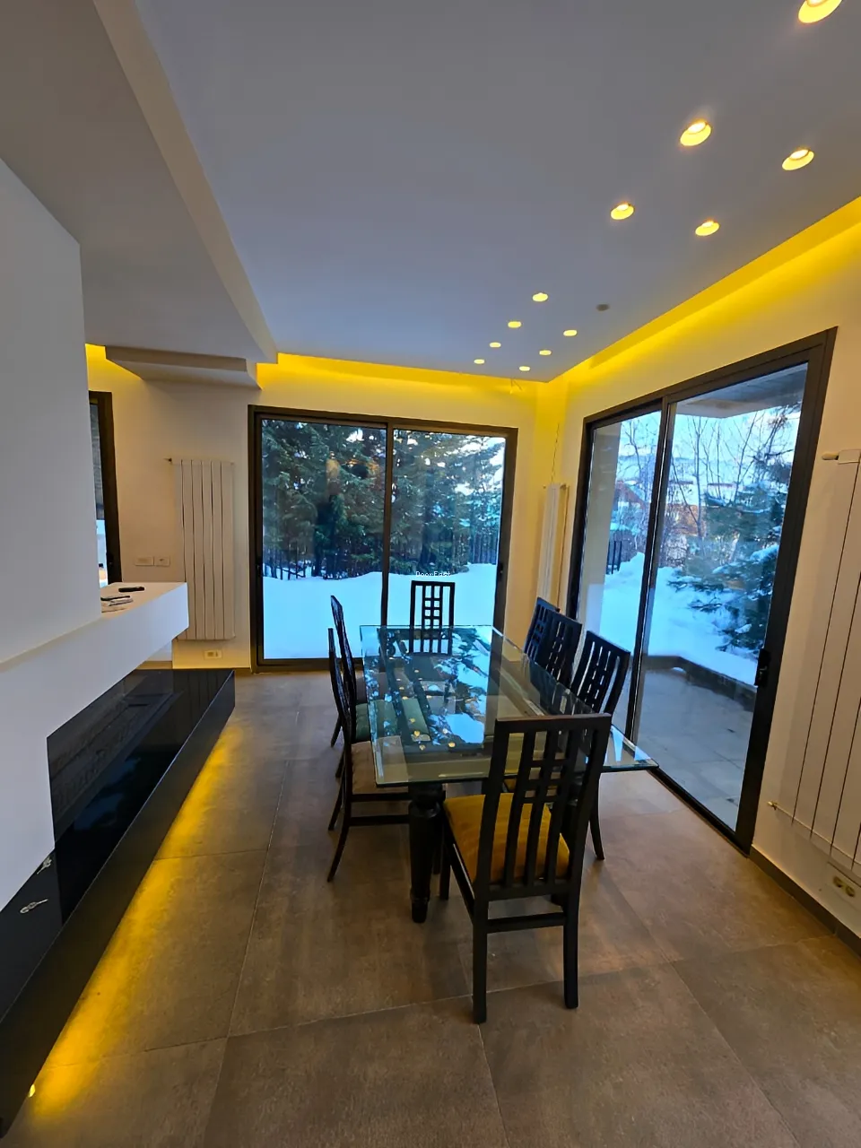 Triplex for rent in Faqra