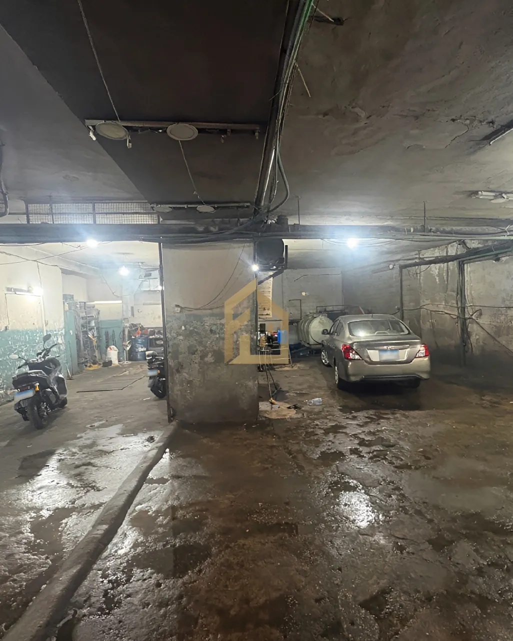 Warehouse for sale in Zarif, Bayrut, Lebanon