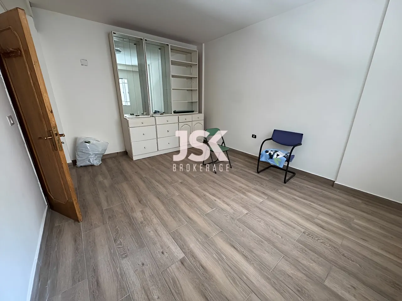 Office for Rent in Mar Elias