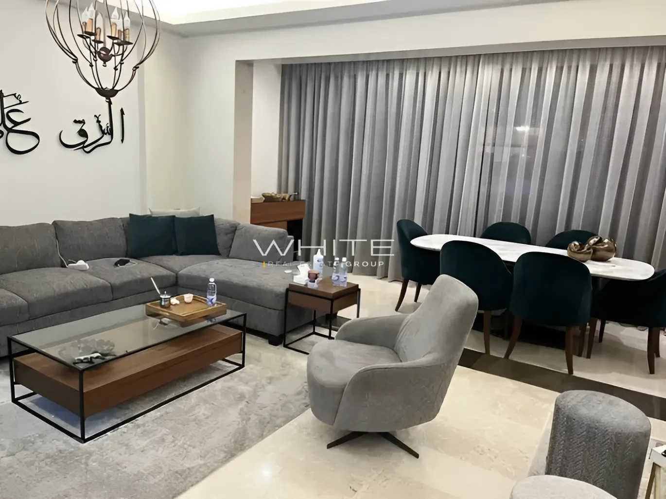 Apartment for Sale in Sanayeh - 3 bed, 4 bath