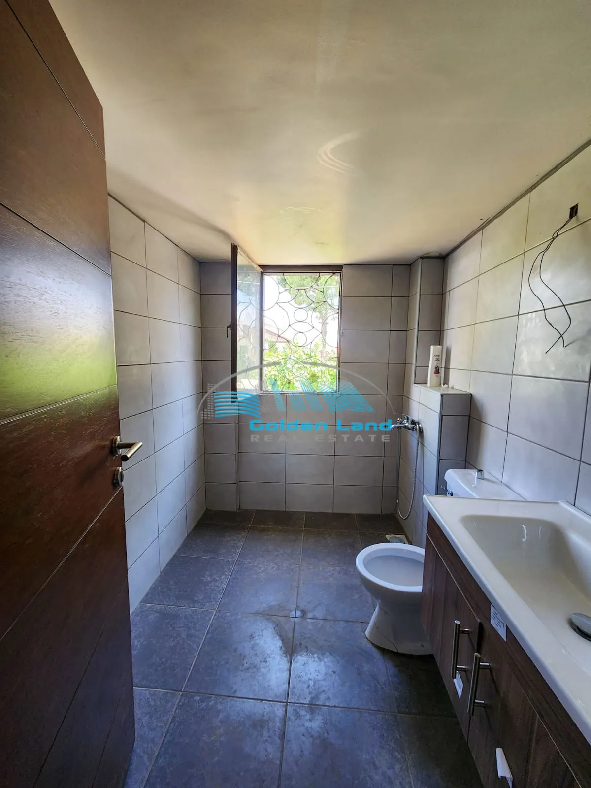 Land for Sale in Bolonia