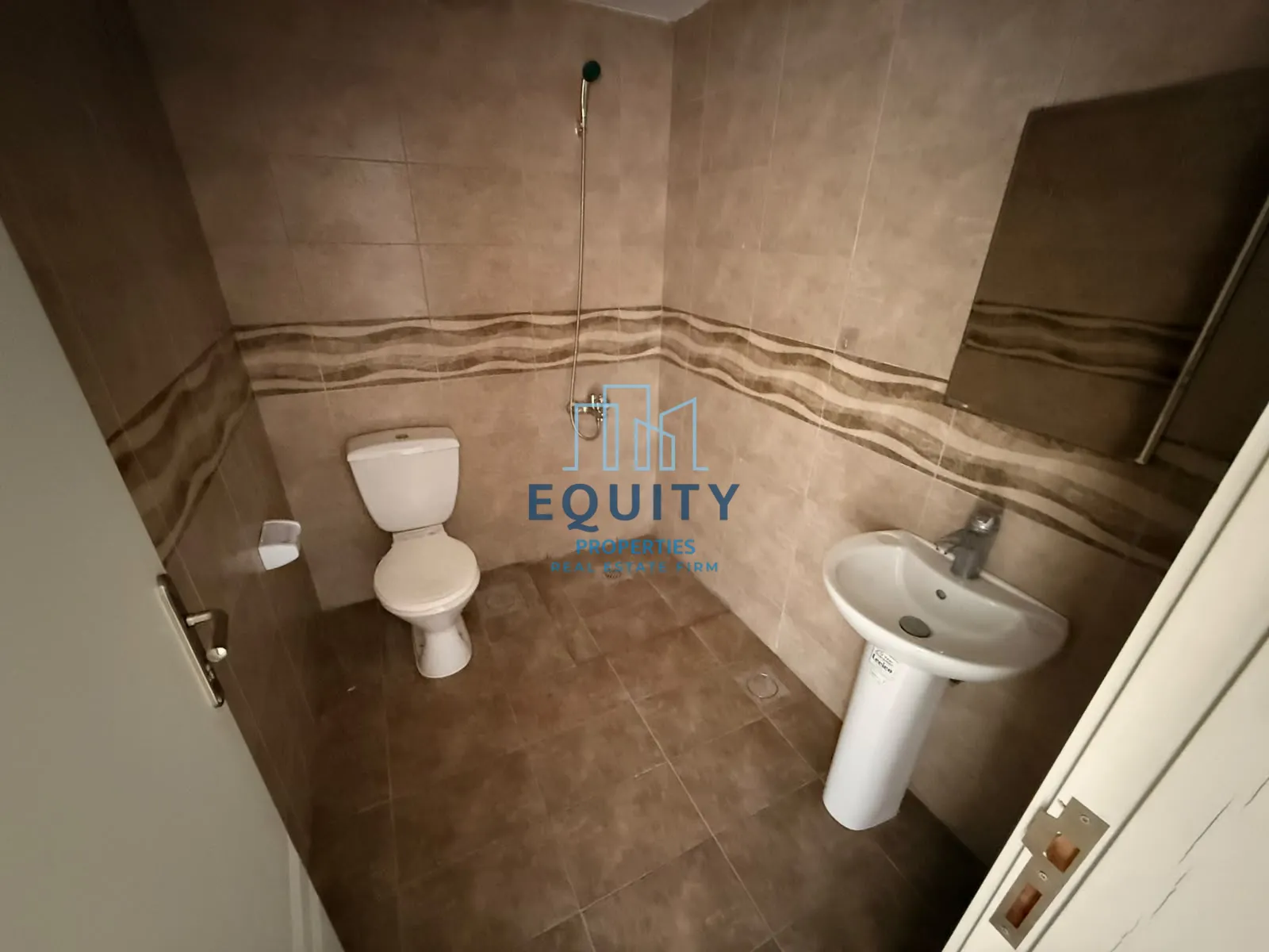 Apartment for rent in Kornet Chehwan - 2 bed, 2 bath