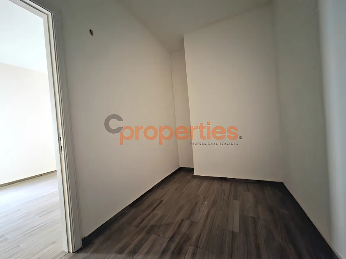 Apartment for Sale in Halat