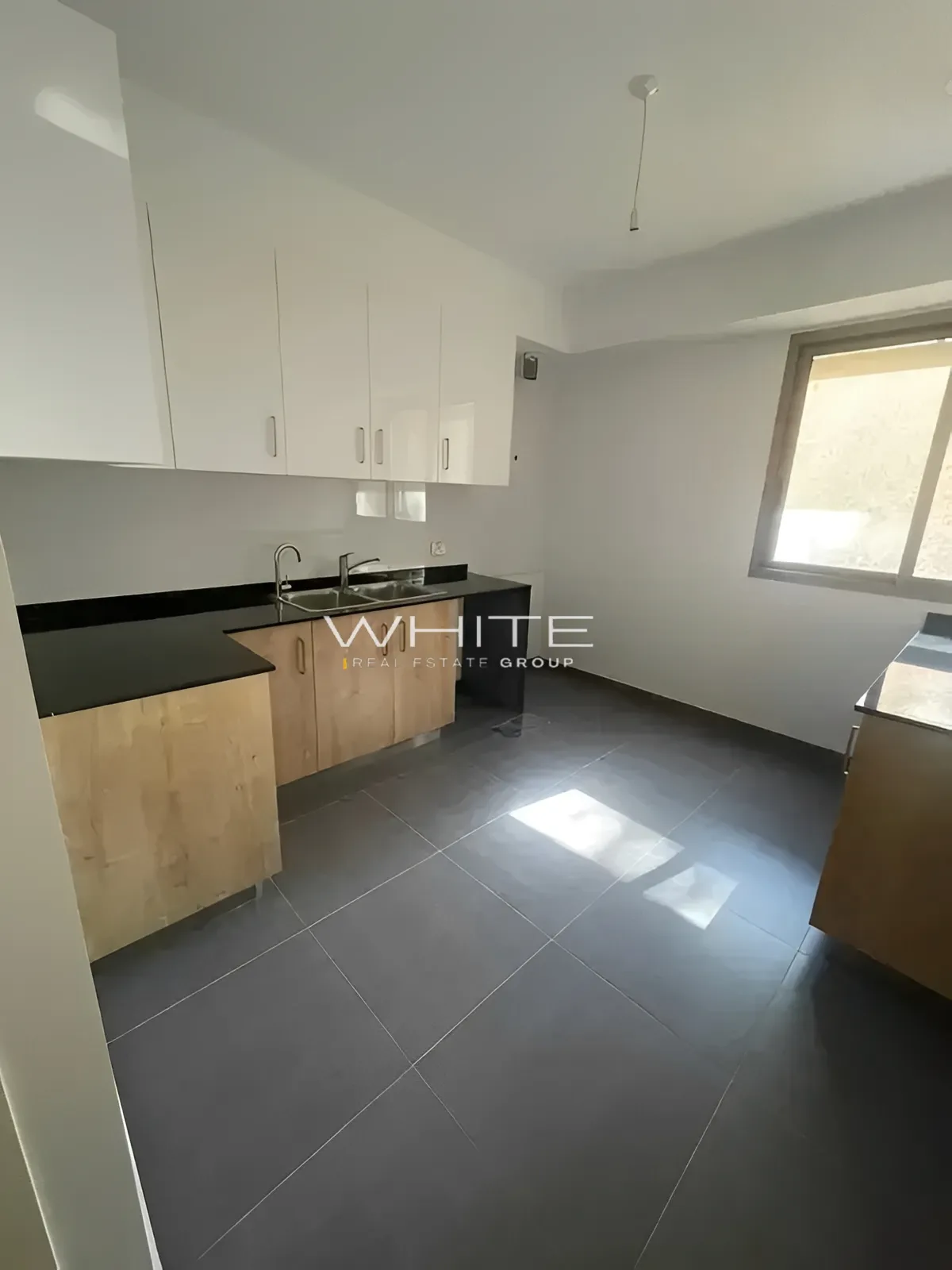 Apartment for Sale in Louaizeh
