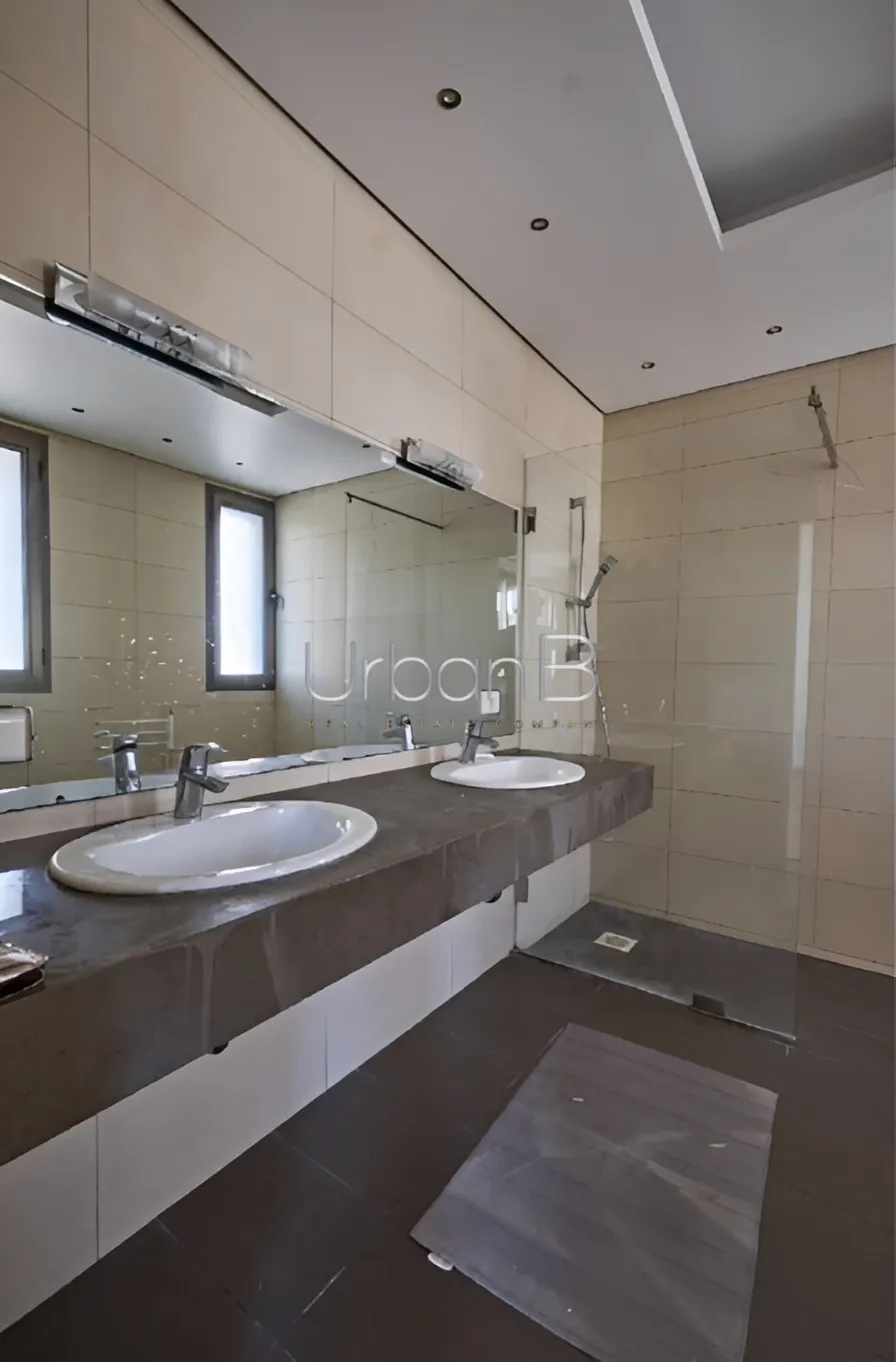 Apartment for sale in Caree d'or, achrafieh, lebanon