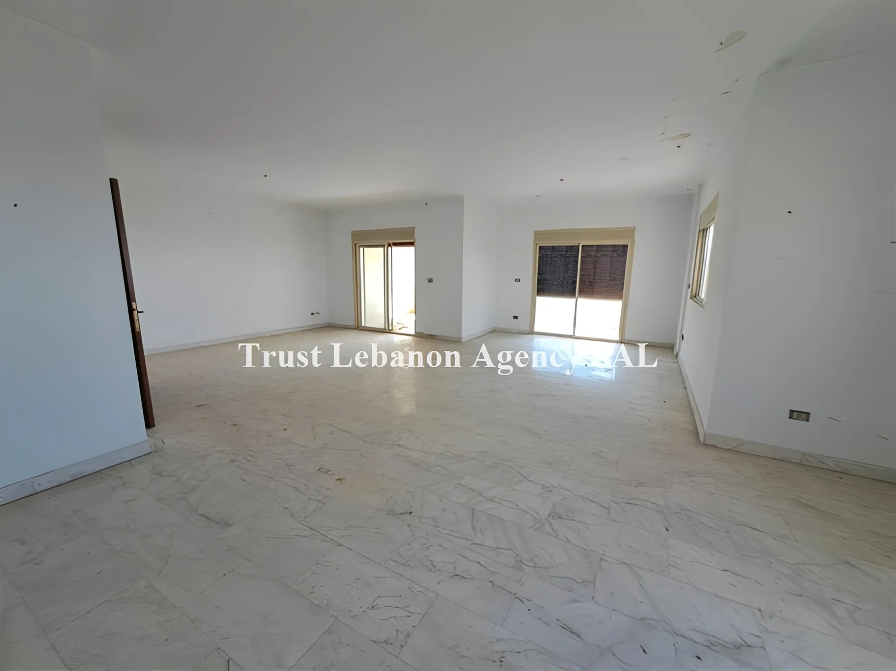 Apartment for Sale in Dohat El Hoss - 3 bed, 3 bath