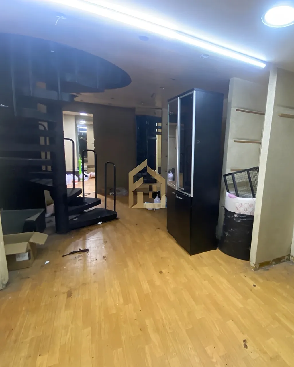 Shop for rent in Jal El Dib, Lebanon