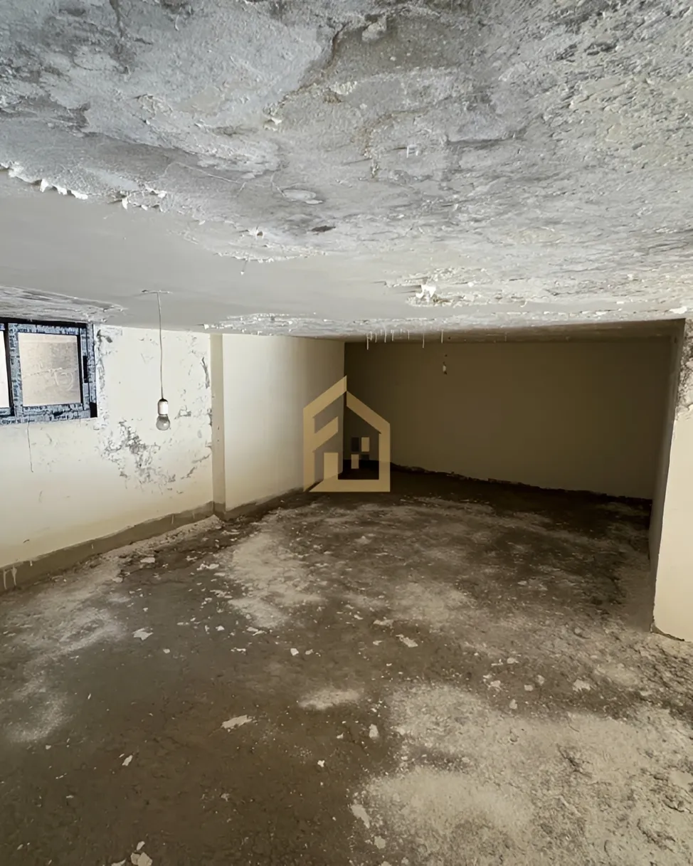 Shop for sale in Haret Hreik, Lebanon