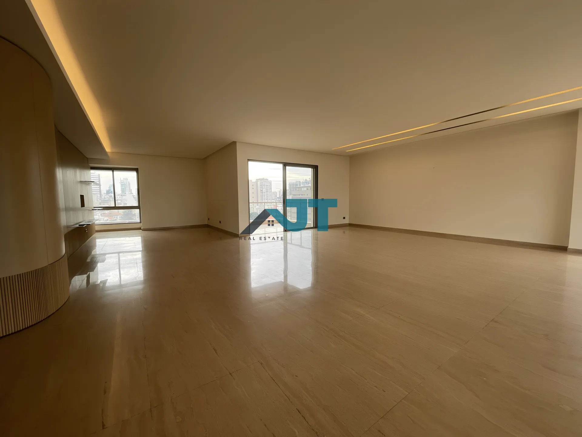 Apartment for Sale in Saife - 3 bed, 4 bath