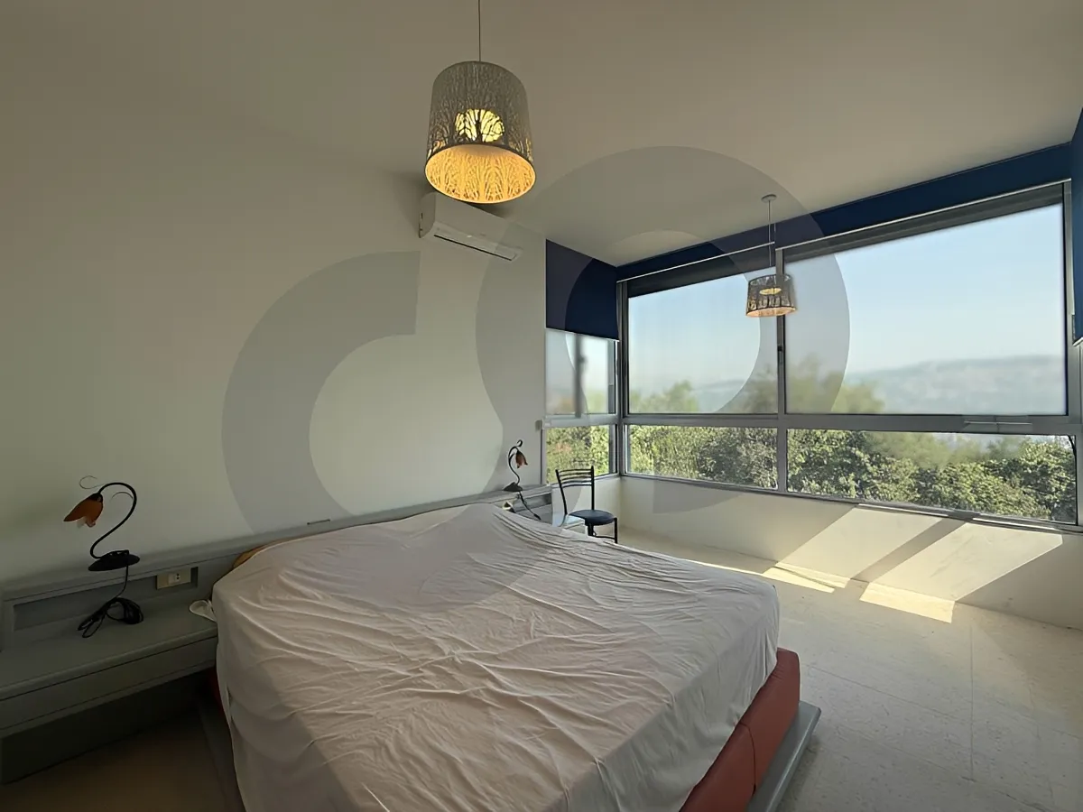 Villa for Sale in Ajaltoun