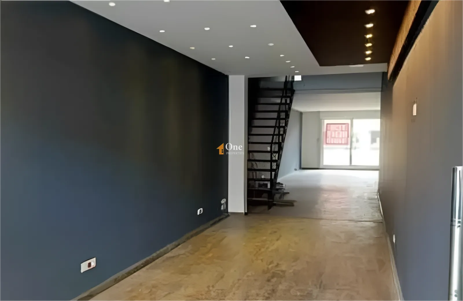 Shop for Rent in Mansourieh, Lebanon