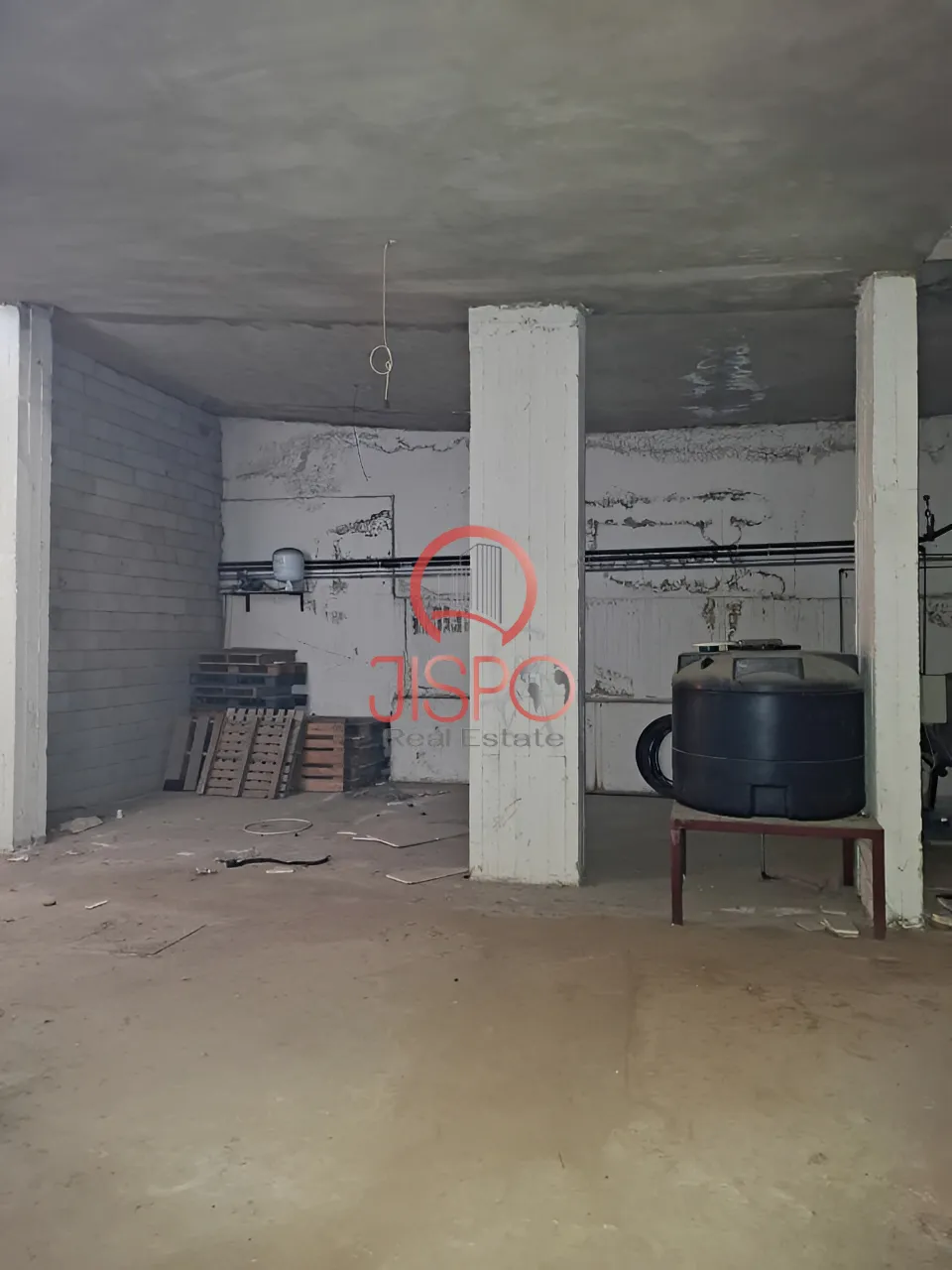 Warehouse for Rent in Mazraat Yachoua