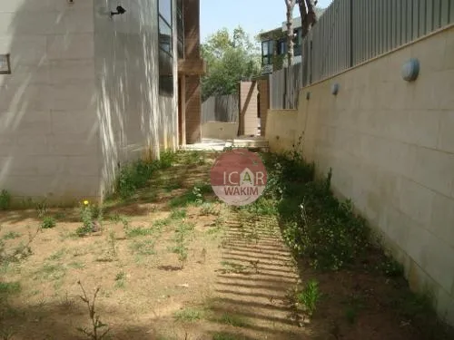 Villa for Sale in Bayada