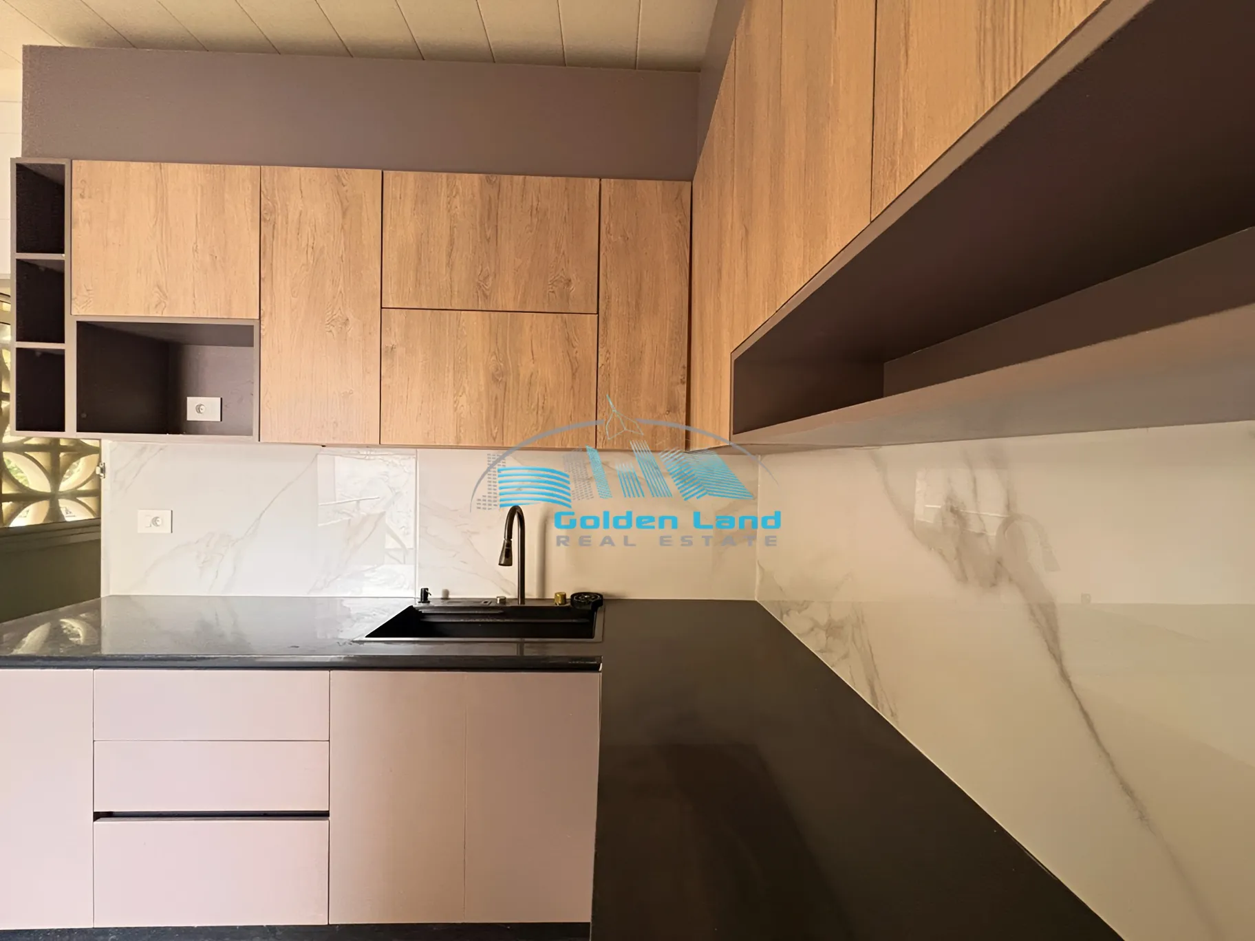 Apartment for sale in Mazraat Yachoua, Lebanon