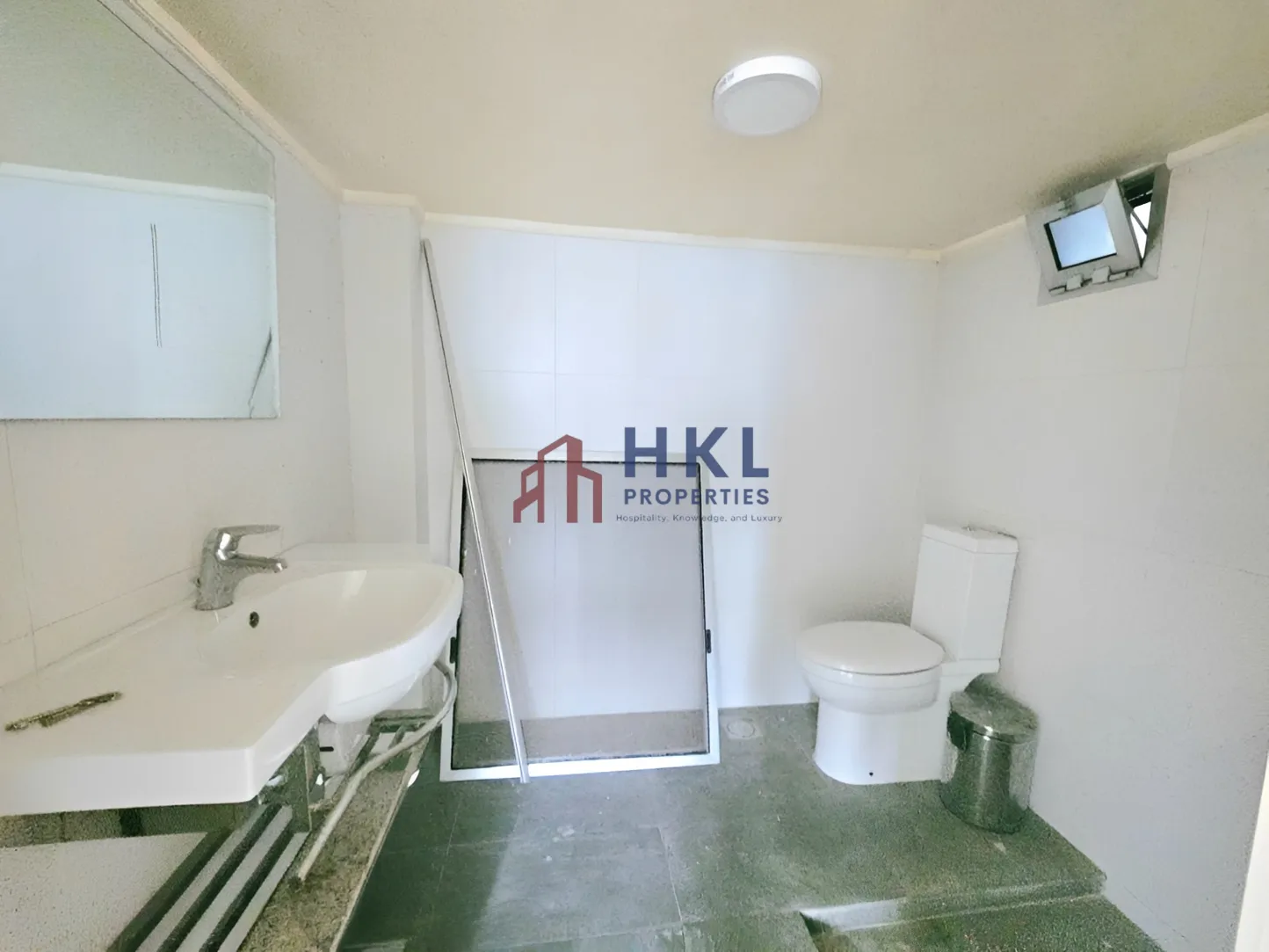 Office for rent in Badaro, Beirut, Lebanon