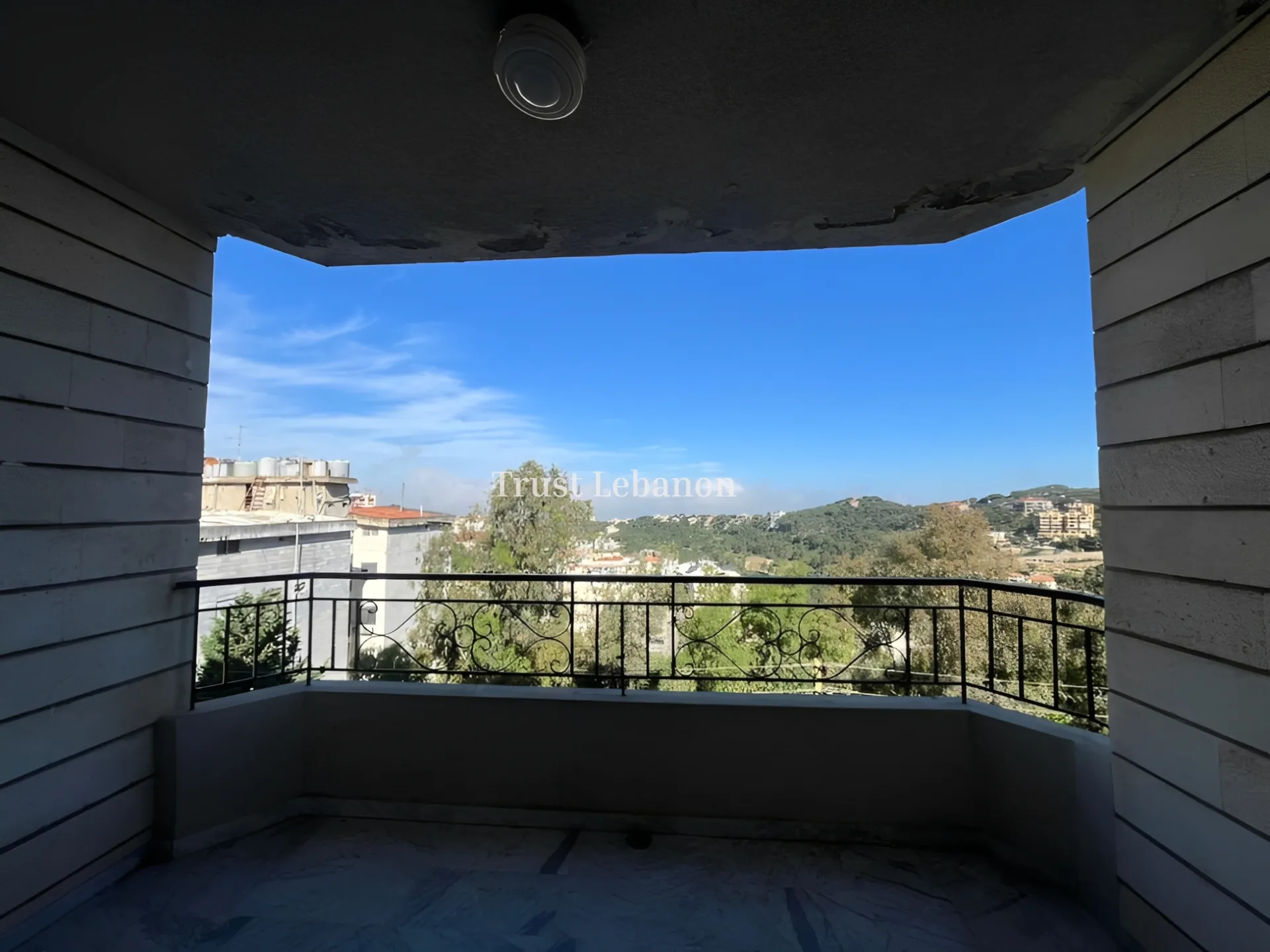Apartment for rent in Atchane, Lebanon - 3 bed, 2 bath