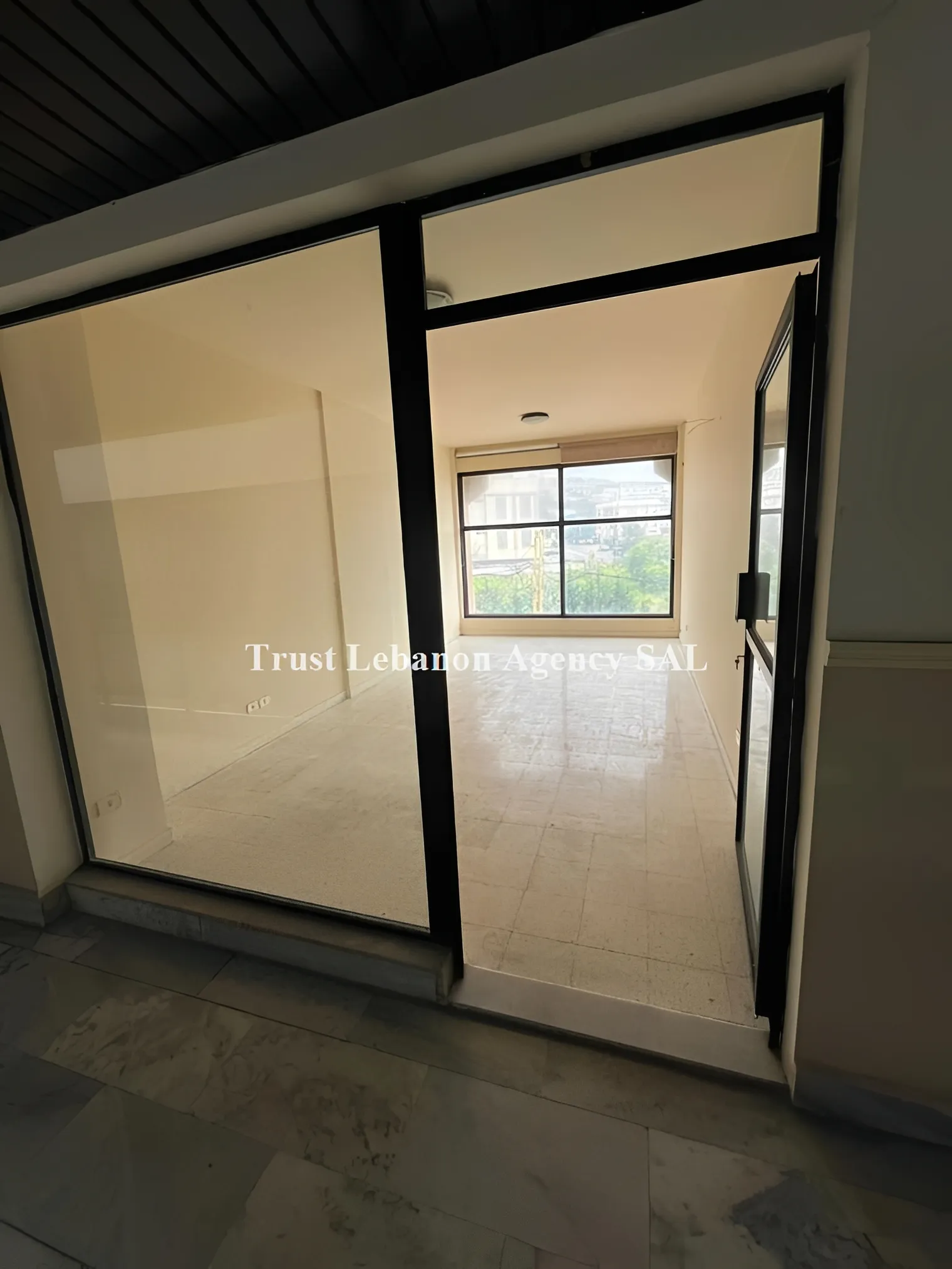 Shop for sale in Alay, chweifat