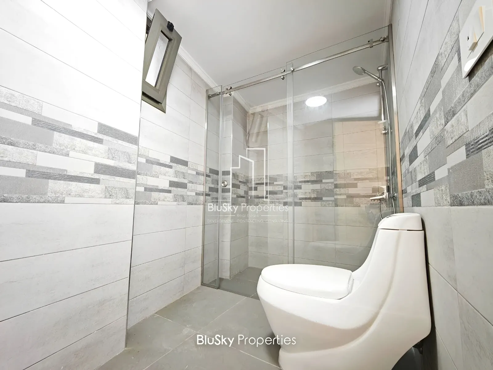 Apartment for Sale in Jouret El Ballout