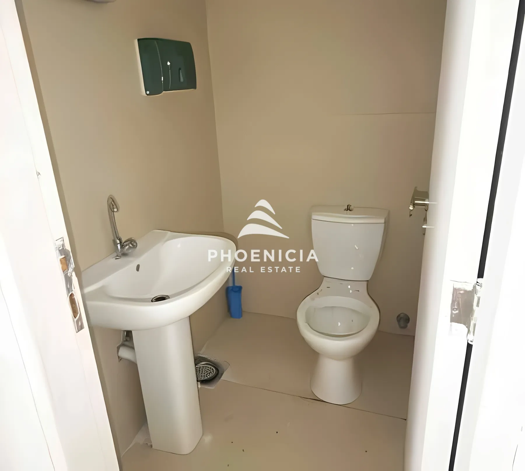 Office for rent in Jbeil