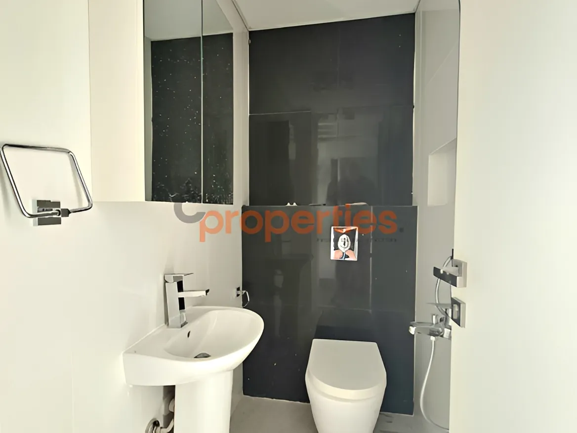 Apartment for Sale in Halat