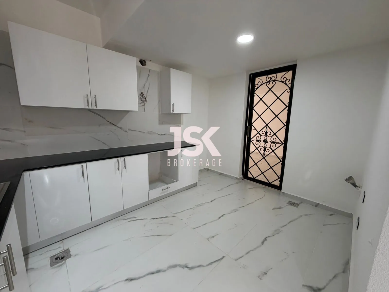 Apartment for Sale in Fatqa