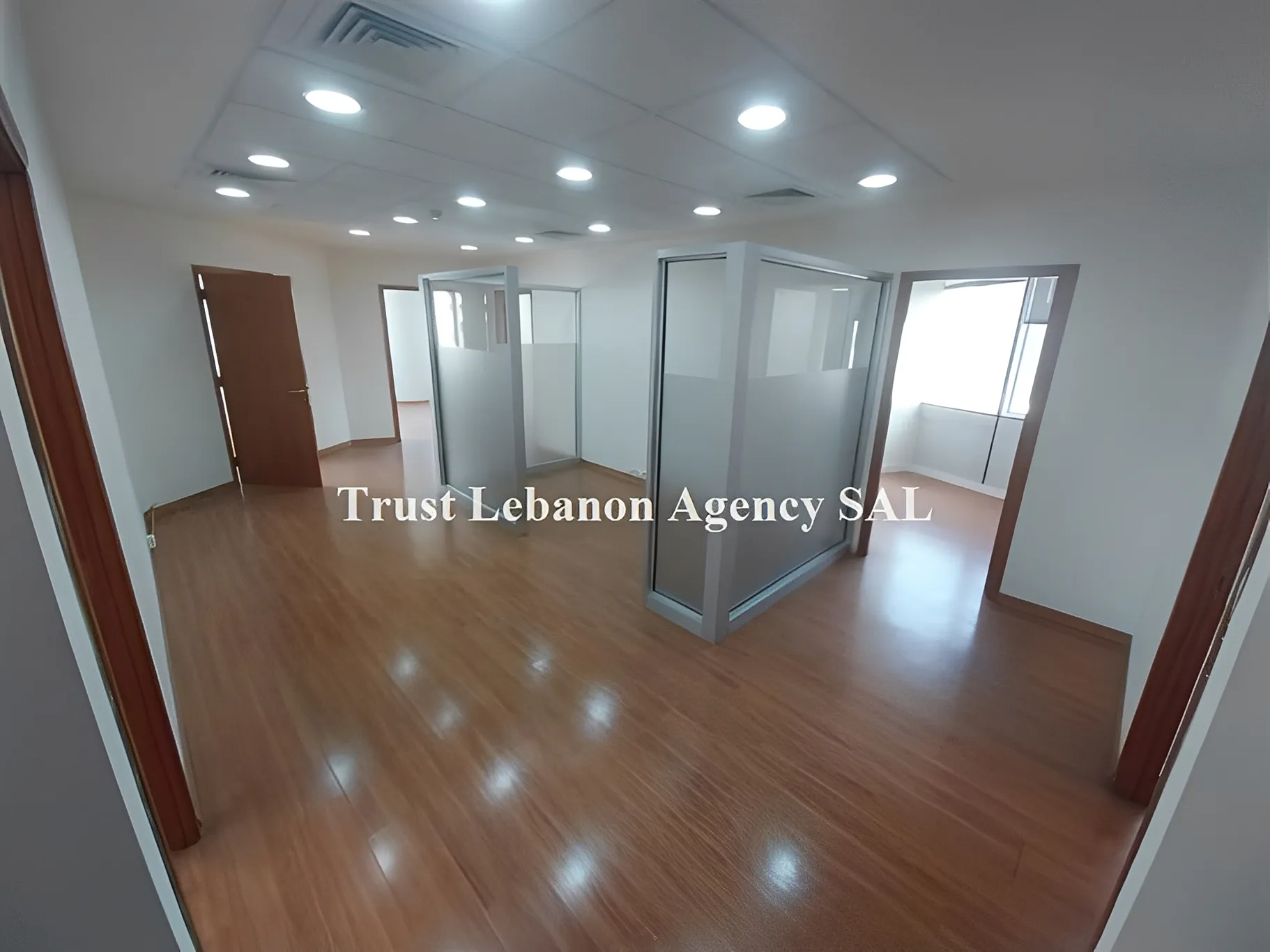 Office for rent in Metn, Jisr El Bacha