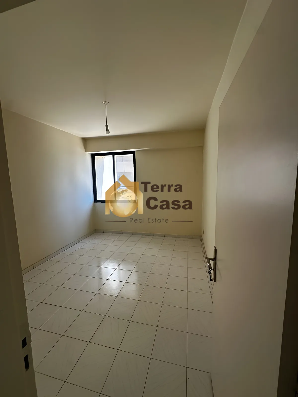 Commercial for rent in Kaslik