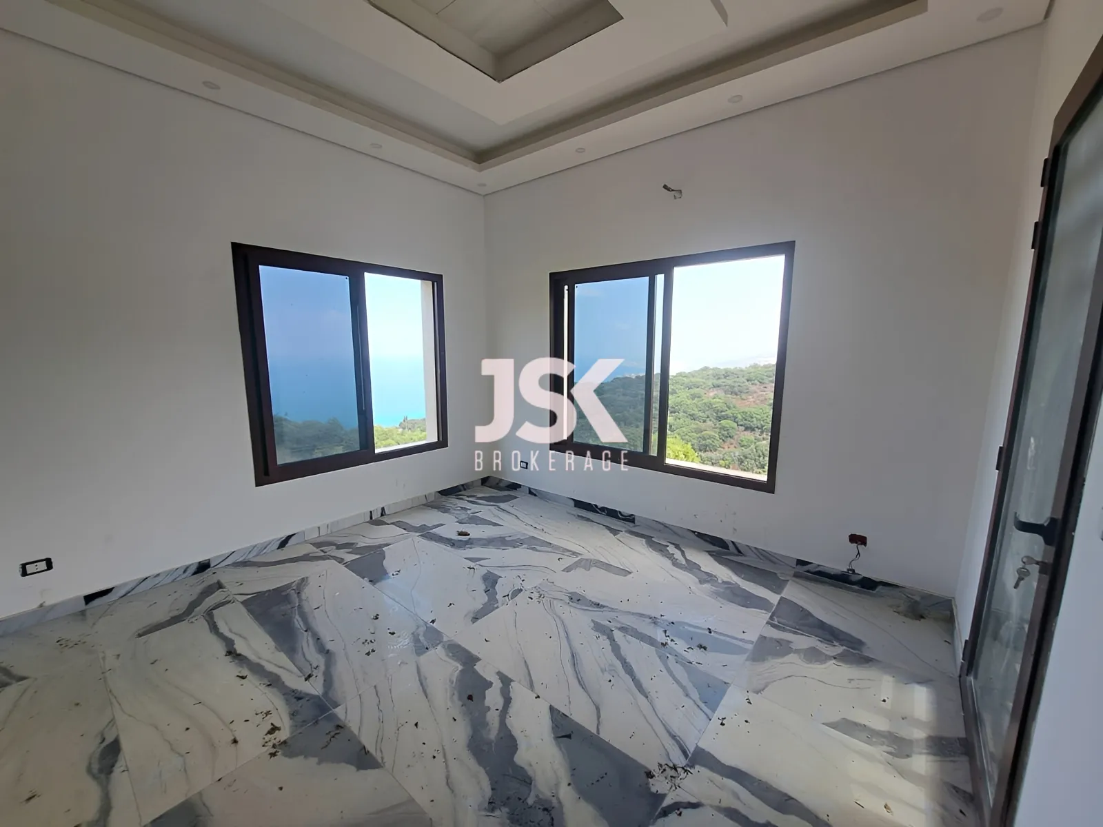 Villa for Sale in Kafr - 4 bath