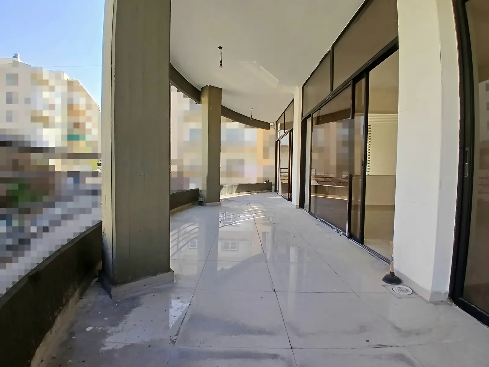 Warehouse for rent in Adonis