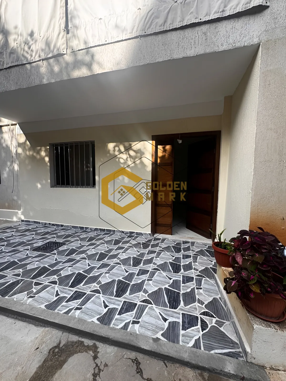 Apartment for Sale in Ain El Rihaneh