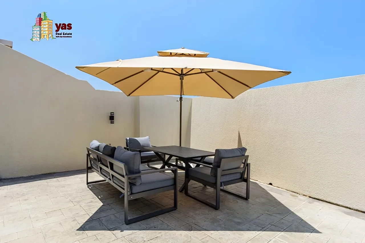 Villa for Sale in Halat